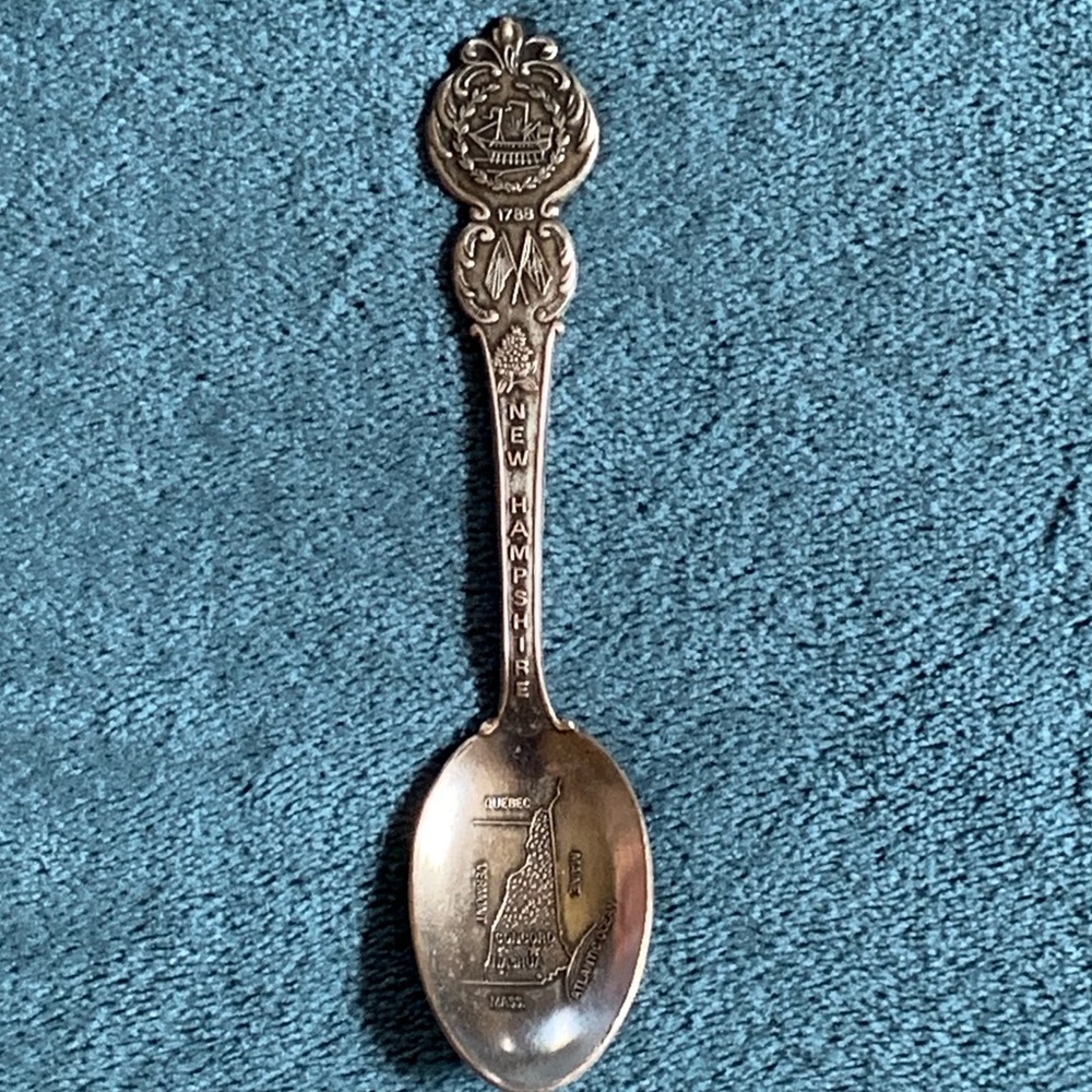 Vintage Collectible New Hampshire State Spoon